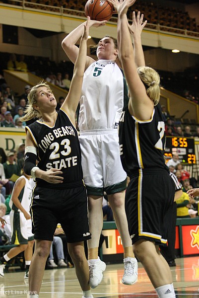 UO vs. Long Beach State, 66-45