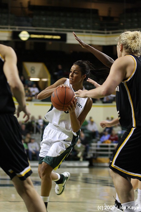 UO vs. Long Beach State, 66-45