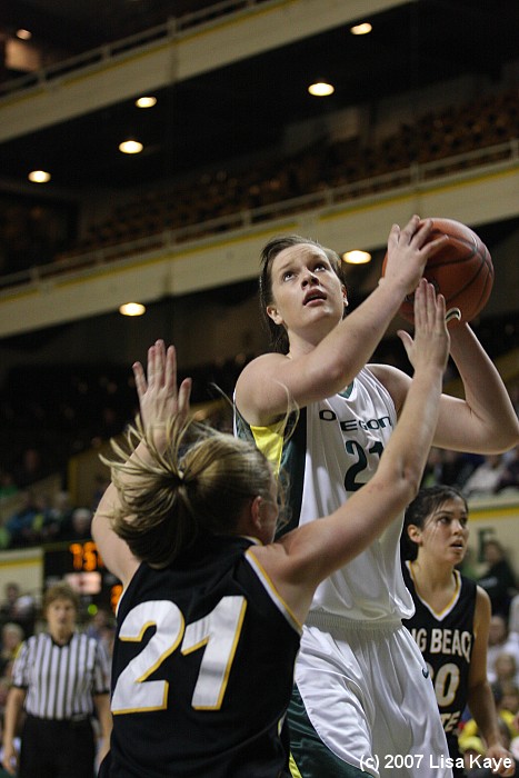 UO vs. Long Beach State, 66-45