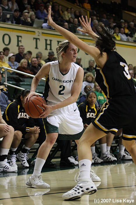 UO vs. Long Beach State, 66-45