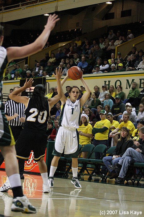 UO vs. Long Beach State, 66-45