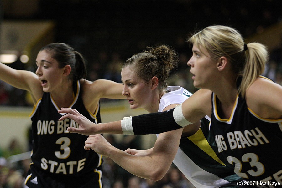 UO vs. Long Beach State, 66-45