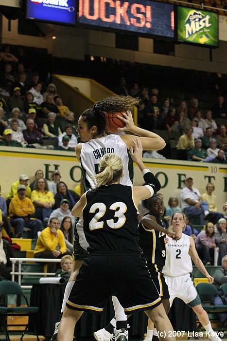 UO vs. Long Beach State, 66-45