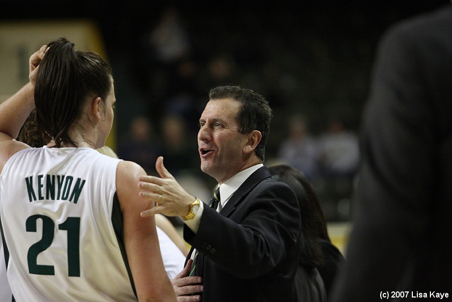 UO vs. Long Beach State, 66-45