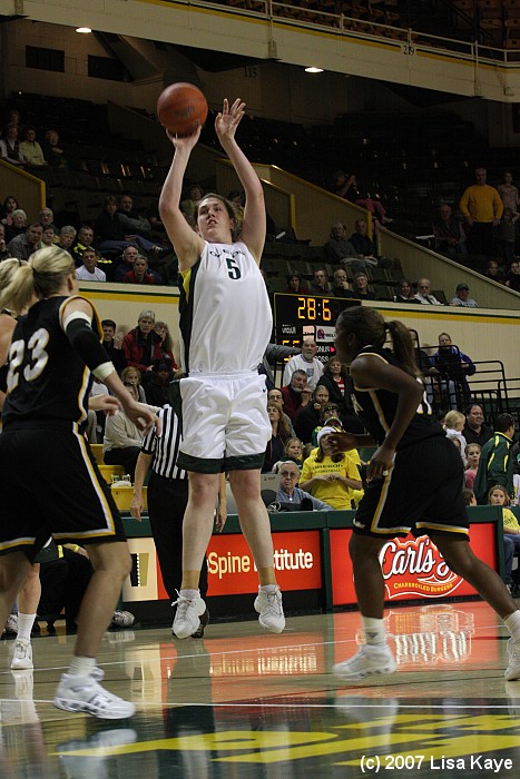 UO vs. Long Beach State, 66-45