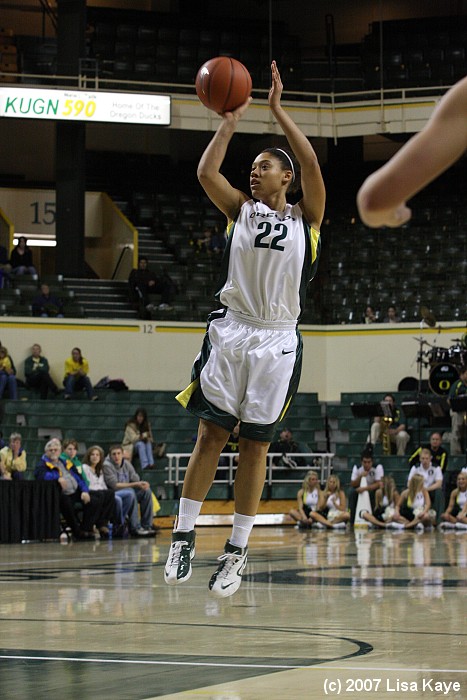 UO vs. Long Beach State, 66-45